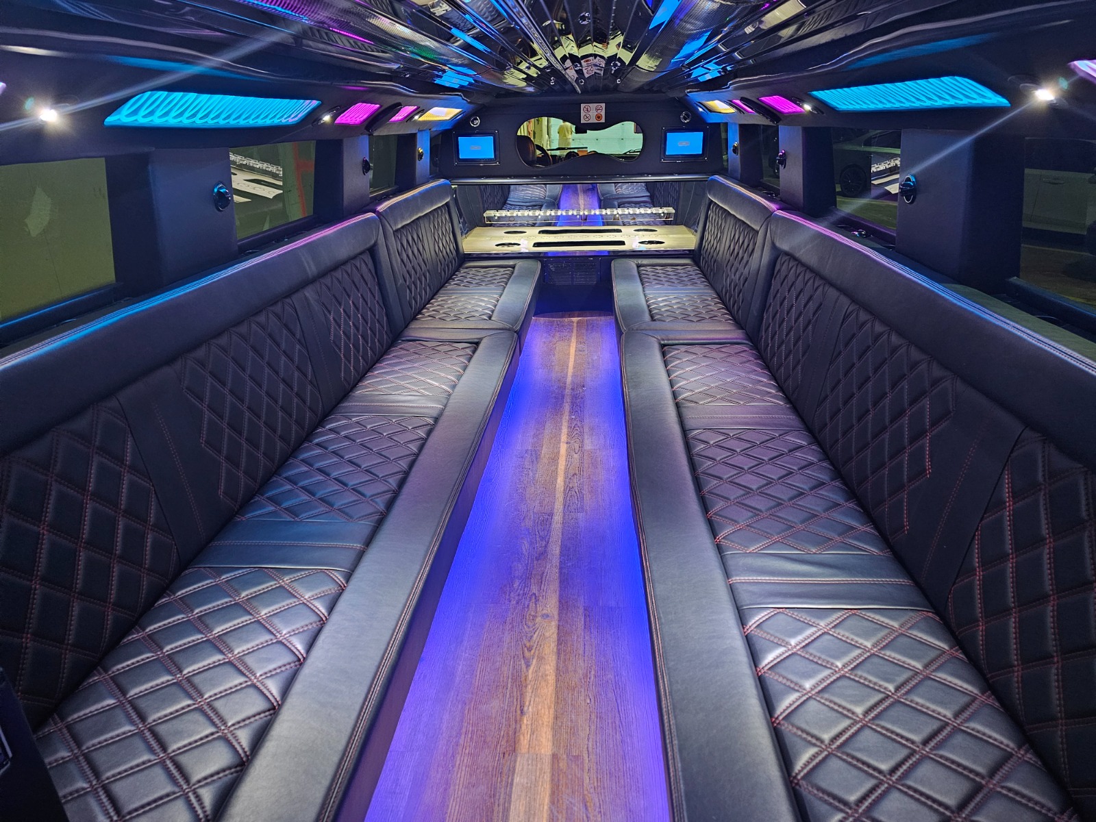 How to Host the Perfect Wedding After-Party on a Toronto Party Bus