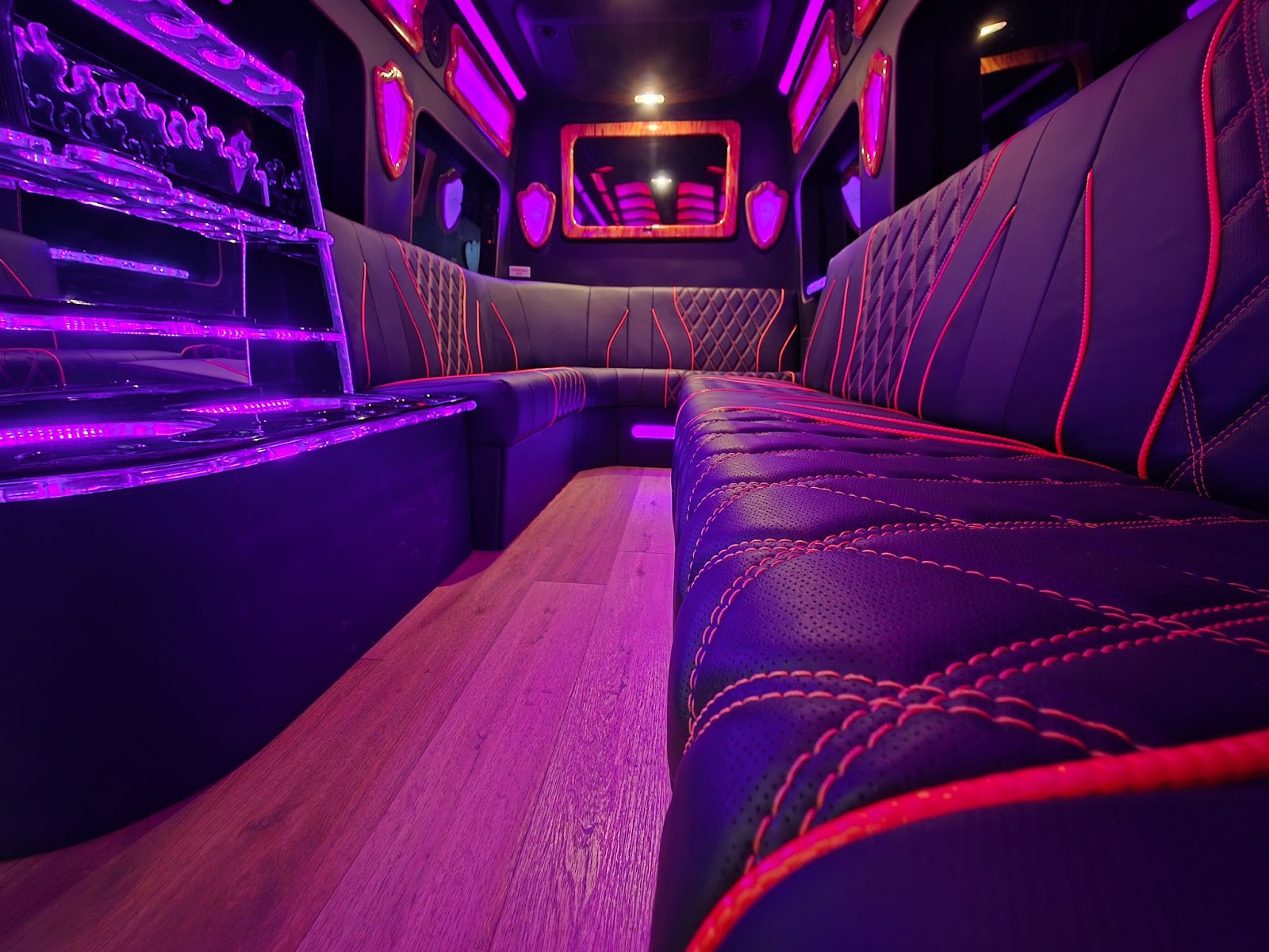 Up the Fun with a Niagara Falls Turn Party Bus Adventure